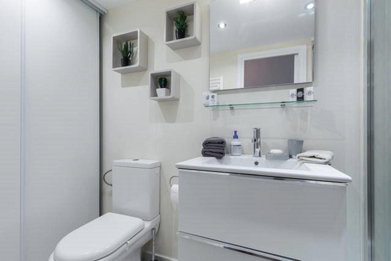 Angle Droit- Loft Charmant Et Atypique, Climatisation, Vieux-Ницца Экстерьер фото